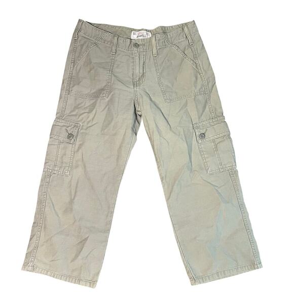 Levi’s Green Cargo Cropped Pants Size 6 - Picture 3 of 7